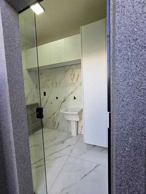Comprar Casa / Padr&atilde;o em S&atilde;o Jos&eacute; do Rio Preto R$ 810.000,00 - Foto 19