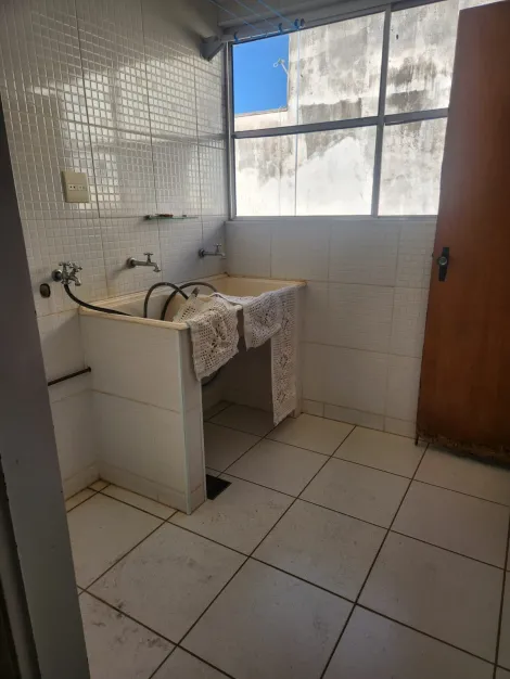 Alugar Apartamento / Padr&atilde;o em S&atilde;o Jos&eacute; do Rio Preto R$ 2.000,00 - Foto 12