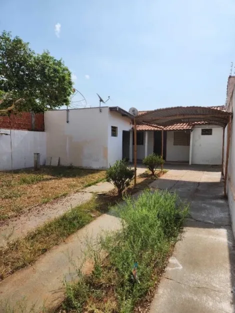 Casa / Padr&atilde;o em Mirassol , Comprar por R$160.000,00