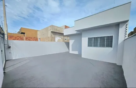 Comprar Casa / Padr&atilde;o em Bady Bassitt R$ 220.000,00 - Foto 3