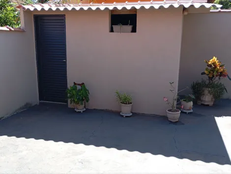 Comprar Casa / Padr&atilde;o em Guaraci R$ 342.000,00 - Foto 2