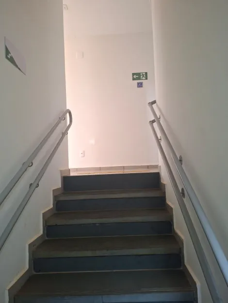Comprar Apartamento / Padr&atilde;o em S&atilde;o Jos&eacute; do Rio Preto R$ 190.000,00 - Foto 2