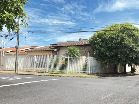 Alugar Casa / Padr&atilde;o em S&atilde;o Jos&eacute; do Rio Preto. apenas R$ 940.000,00