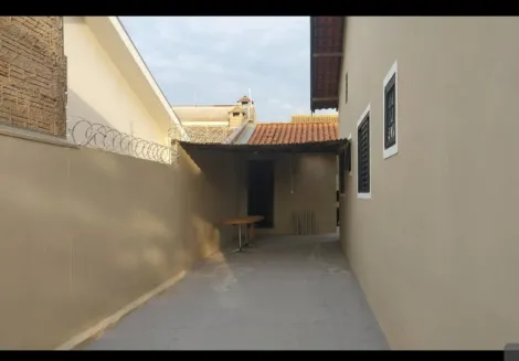 Alugar Casa / Padr&atilde;o em Bady Bassitt R$ 2.000,00 - Foto 16