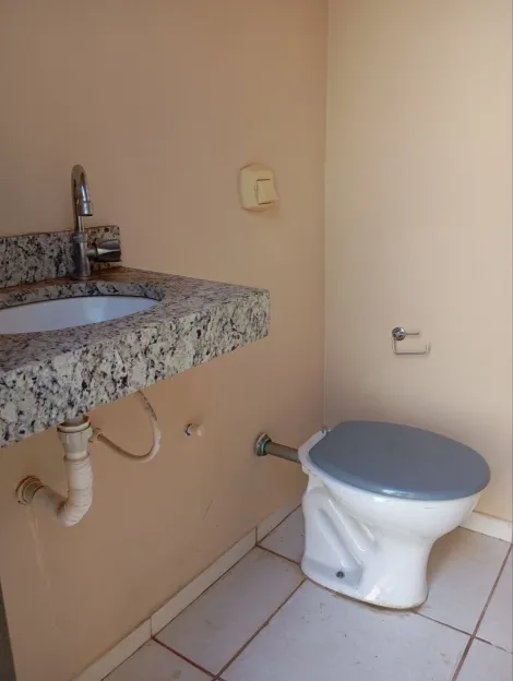 Comprar Casa / Padr&atilde;o em Ol&iacute;mpia R$ 300.000,00 - Foto 2