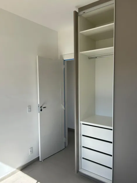 Alugar Casa / Condom&iacute;nio em Bady Bassitt R$ 3.000,00 - Foto 4