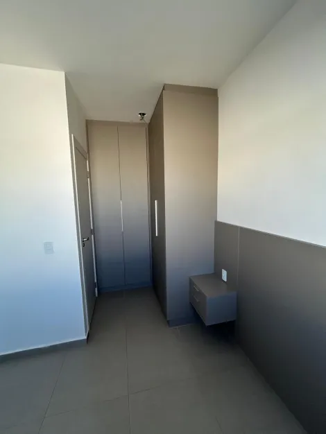 Alugar Casa / Condom&iacute;nio em Bady Bassitt R$ 3.000,00 - Foto 8