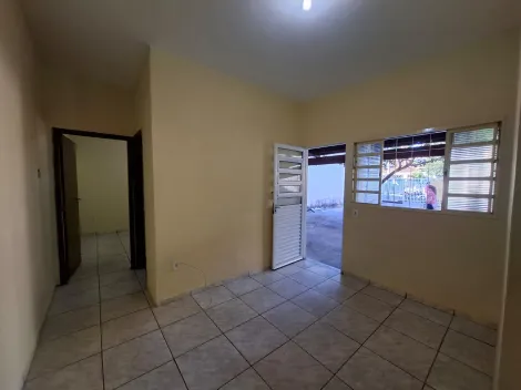 Alugar Casa / Padr&atilde;o em S&atilde;o Jos&eacute; do Rio Preto R$ 1.100,00 - Foto 3