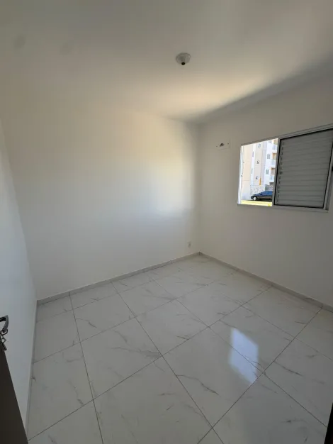 Alugar Apartamento / Padr&atilde;o em S&atilde;o Jos&eacute; do Rio Preto R$ 1.200,00 - Foto 2