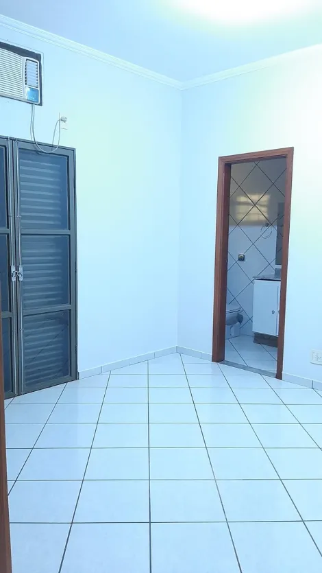 Alugar Casa / Padr&atilde;o em S&atilde;o Jos&eacute; do Rio Preto R$ 2.000,00 - Foto 8
