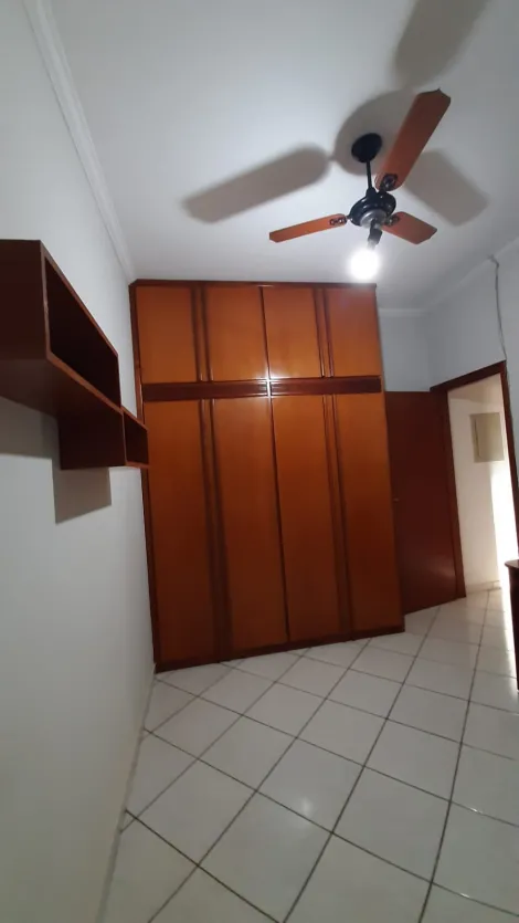 Alugar Casa / Padr&atilde;o em S&atilde;o Jos&eacute; do Rio Preto R$ 2.000,00 - Foto 13