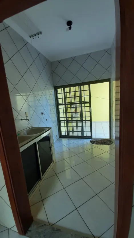 Alugar Casa / Padr&atilde;o em S&atilde;o Jos&eacute; do Rio Preto R$ 2.000,00 - Foto 16