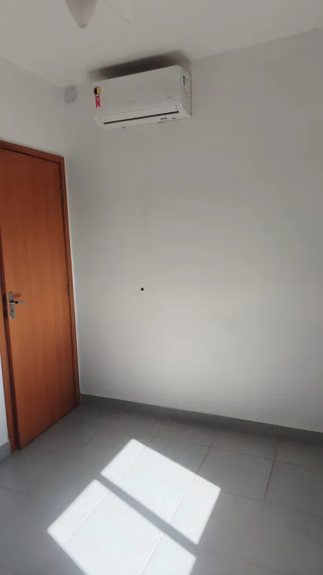 Alugar Apartamento / Padr&atilde;o em S&atilde;o Jos&eacute; do Rio Preto R$ 1.700,00 - Foto 7