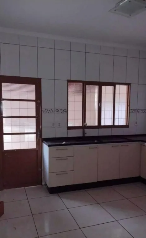 Comprar Casa / Padr&atilde;o em S&atilde;o Jos&eacute; do Rio Preto R$ 370.000,00 - Foto 4