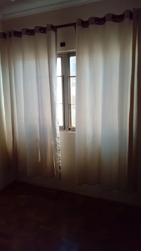 Alugar Apartamento / Padr&atilde;o em S&atilde;o Jos&eacute; do Rio Preto R$ 1.300,00 - Foto 3