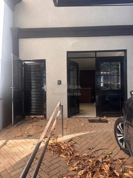 Alugar Comercial / Casa Comercial em S&atilde;o Jos&eacute; do Rio Preto. apenas R$ 10.000,00