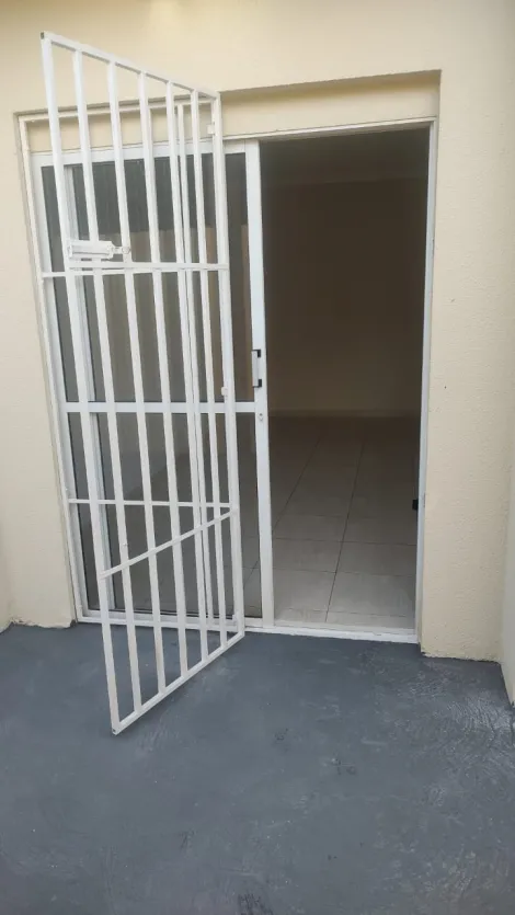 Alugar Apartamento / Padr&atilde;o em S&atilde;o Jos&eacute; do Rio Preto R$ 1.200,00 - Foto 11