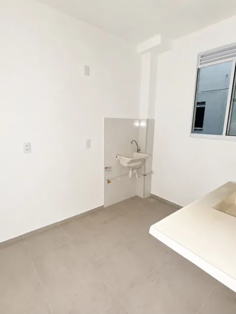 Comprar Apartamento / Padr&atilde;o em S&atilde;o Jos&eacute; do Rio Preto R$ 195.000,00 - Foto 2