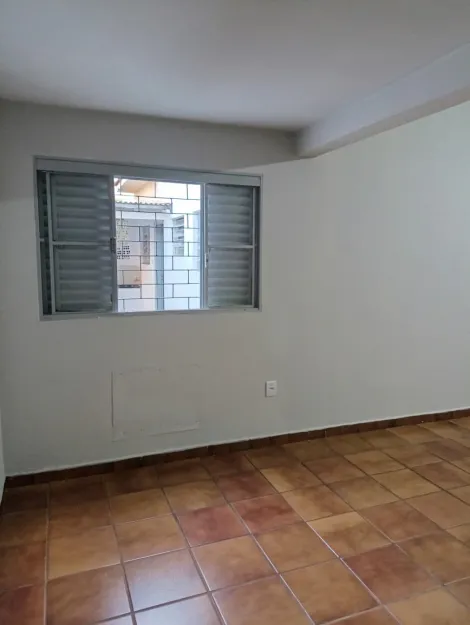Alugar Casa / Padr&atilde;o em S&atilde;o Jos&eacute; do Rio Preto R$ 1.000,00 - Foto 9