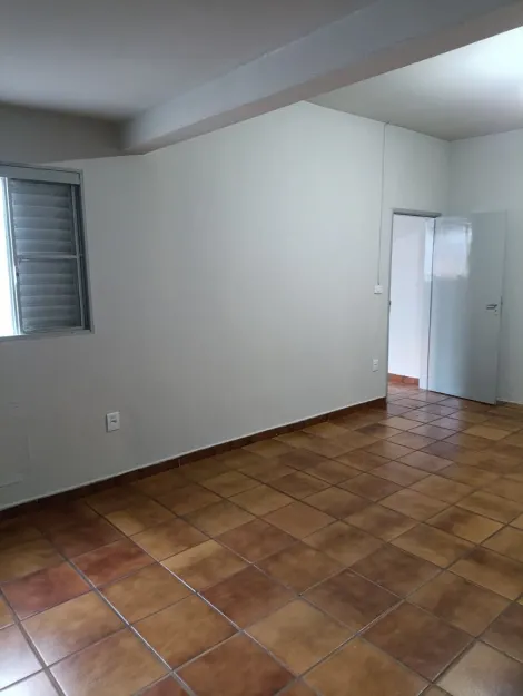 Alugar Casa / Padr&atilde;o em S&atilde;o Jos&eacute; do Rio Preto R$ 1.000,00 - Foto 14
