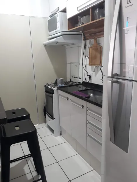 Alugar Apartamento / Padr&atilde;o em S&atilde;o Jos&eacute; do Rio Preto. apenas R$ 180.000,00