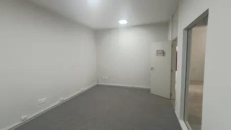 Alugar Comercial / Pr&eacute;dio Inteiro em S&atilde;o Jos&eacute; do Rio Preto R$ 10.500,00 - Foto 33