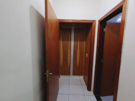 Alugar Casa / Padr&atilde;o em S&atilde;o Jos&eacute; do Rio Preto R$ 1.600,00 - Foto 14