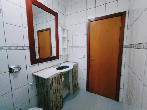Alugar Casa / Padr&atilde;o em S&atilde;o Jos&eacute; do Rio Preto R$ 1.600,00 - Foto 11