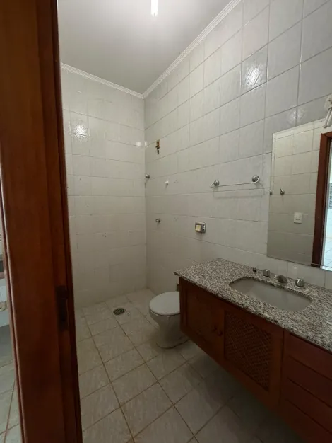 Comprar Casa / Padr&atilde;o em S&atilde;o Jos&eacute; do Rio Preto R$ 650.000,00 - Foto 13