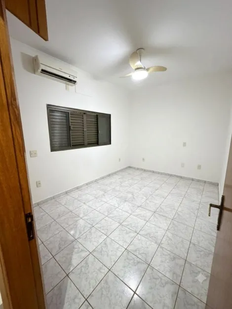 Comprar Casa / Padr&atilde;o em S&atilde;o Jos&eacute; do Rio Preto R$ 650.000,00 - Foto 5