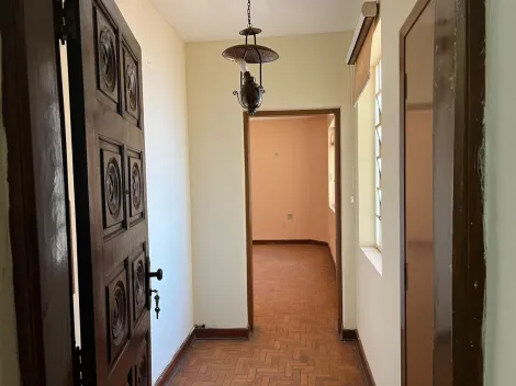 Alugar Apartamento / Padr&atilde;o em S&atilde;o Jos&eacute; do Rio Preto. apenas R$ 700,00
