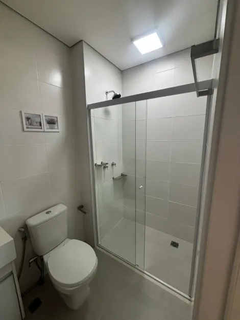 Alugar Apartamento / Padr&atilde;o em S&atilde;o Jos&eacute; do Rio Preto R$ 3.300,00 - Foto 5