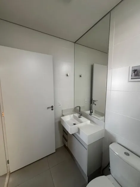 Alugar Apartamento / Padr&atilde;o em S&atilde;o Jos&eacute; do Rio Preto R$ 3.300,00 - Foto 19