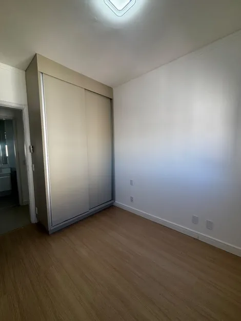 Alugar Apartamento / Padr&atilde;o em S&atilde;o Jos&eacute; do Rio Preto R$ 3.300,00 - Foto 16
