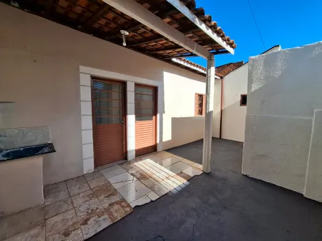 Alugar Casa / Padr&atilde;o em S&atilde;o Jos&eacute; do Rio Preto R$ 750,00 - Foto 9