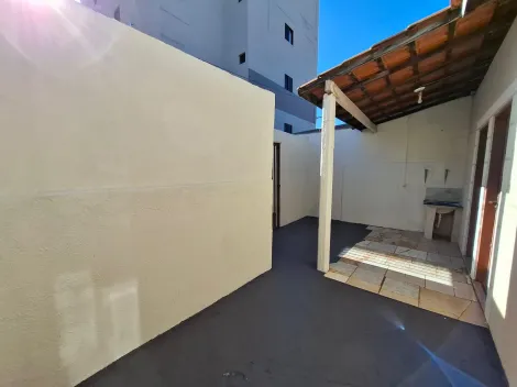 Alugar Casa / Padr&atilde;o em S&atilde;o Jos&eacute; do Rio Preto R$ 750,00 - Foto 11