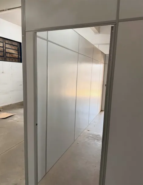 Alugar Comercial / Sal&atilde;o em S&atilde;o Jos&eacute; do Rio Preto R$ 3.600,00 - Foto 5