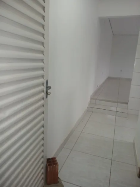 Alugar Casa / Padr&atilde;o em S&atilde;o Jos&eacute; do Rio Preto R$ 800,00 - Foto 5