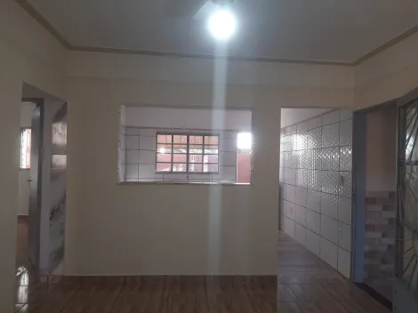 Alugar Casa / Padr&atilde;o em S&atilde;o Jos&eacute; do Rio Preto R$ 1.500,00 - Foto 4