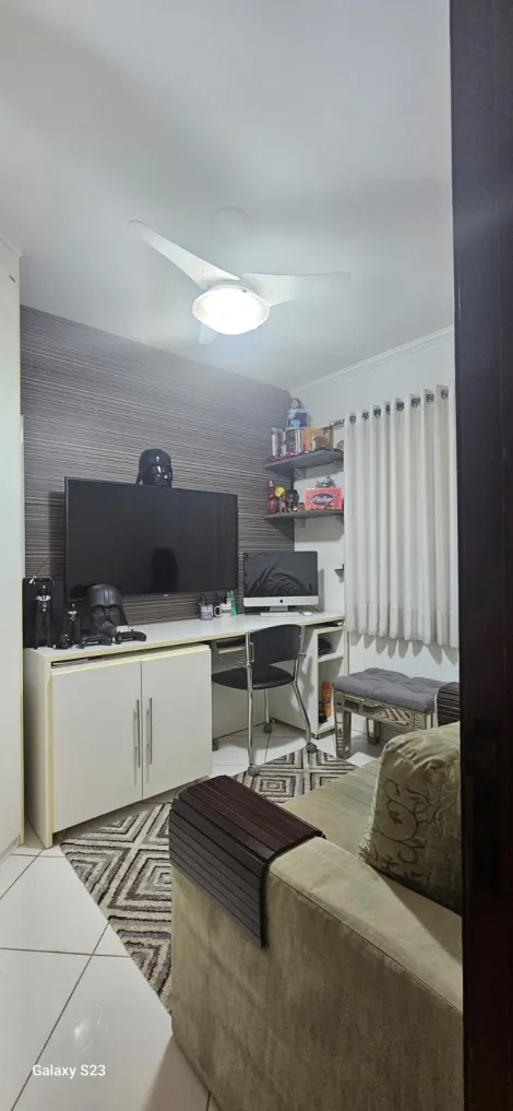 Apartamento / Padr&atilde;o em S&atilde;o Jos&eacute; do Rio Preto 