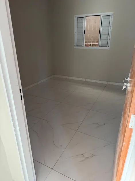 Alugar Casa / Padr&atilde;o em S&atilde;o Jos&eacute; do Rio Preto R$ 1.400,00 - Foto 5