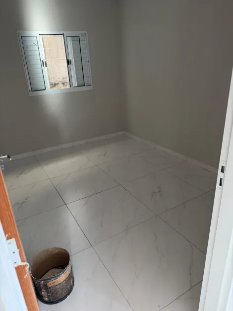 Alugar Casa / Padr&atilde;o em S&atilde;o Jos&eacute; do Rio Preto R$ 1.400,00 - Foto 4