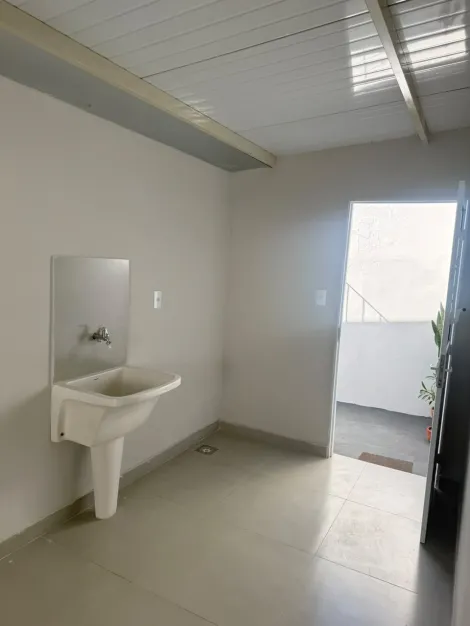 Alugar Casa / Padr&atilde;o em S&atilde;o Jos&eacute; do Rio Preto R$ 1.200,00 - Foto 7