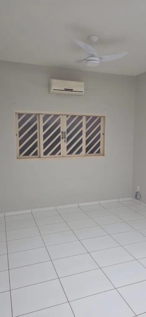 Comprar Casa / Padr&atilde;o em S&atilde;o Jos&eacute; do Rio Preto R$ 600.000,00 - Foto 3