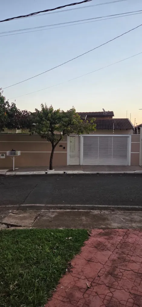 S&atilde;o Jos&eacute; do Rio Preto - Parque das Amoras - Casa - Padr&atilde;o - Venda