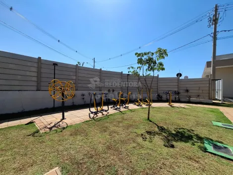 Alugar Casa / Condom&iacute;nio em Bady Bassitt R$ 1.650,00 - Foto 17