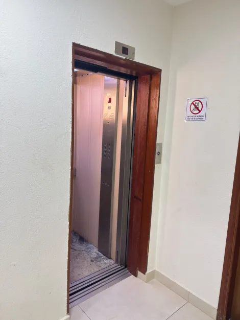 Alugar Apartamento / Padr&atilde;o em S&atilde;o Jos&eacute; do Rio Preto R$ 1.800,00 - Foto 11