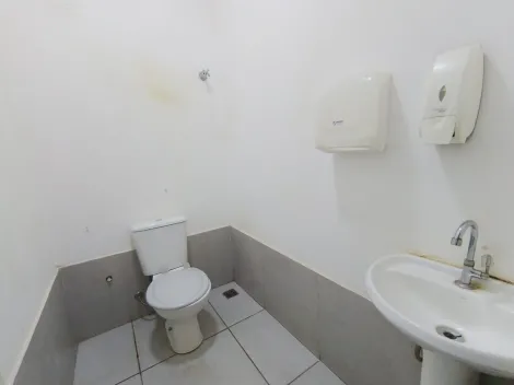 Alugar Comercial / Casa Comercial em S&atilde;o Jos&eacute; do Rio Preto R$ 4.000,00 - Foto 23