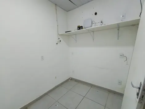 Alugar Comercial / Casa Comercial em S&atilde;o Jos&eacute; do Rio Preto R$ 4.000,00 - Foto 14