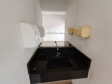 Alugar Comercial / Casa Comercial em S&atilde;o Jos&eacute; do Rio Preto R$ 4.000,00 - Foto 17